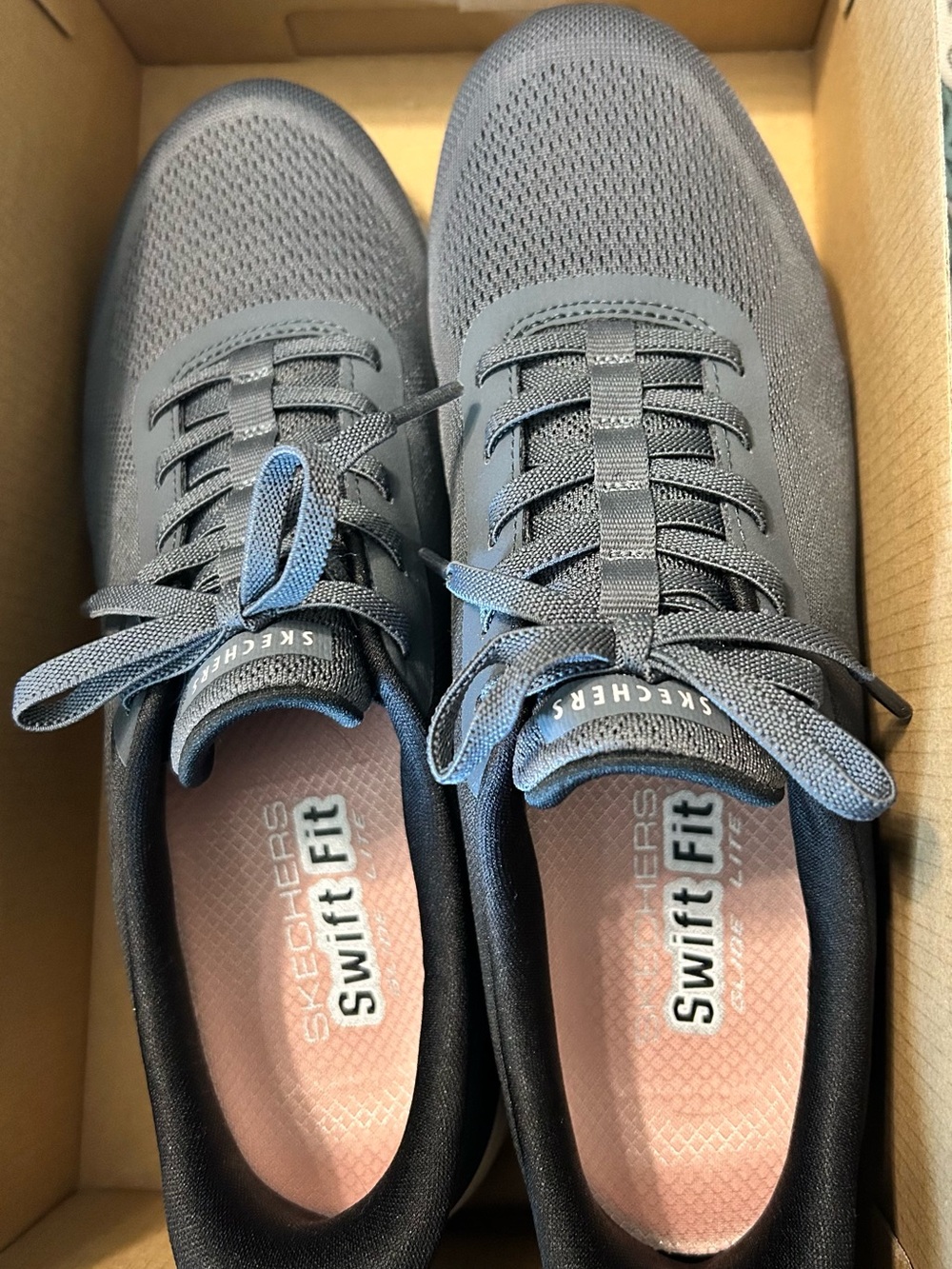 Skechers Swift Fit Women's Gray Lace-Up Sneakers